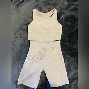 2 piece set M move theology